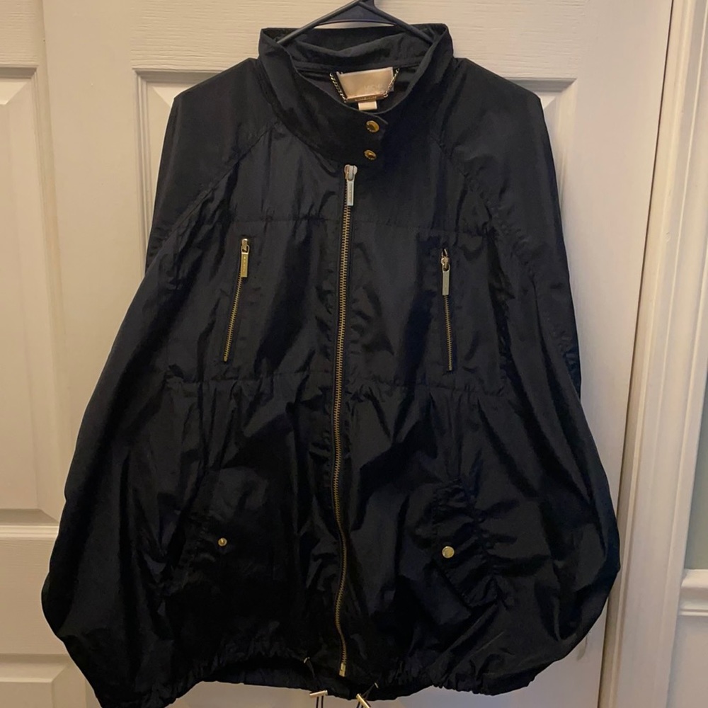Woman’s Michael Kors windbreaker jacket size XL